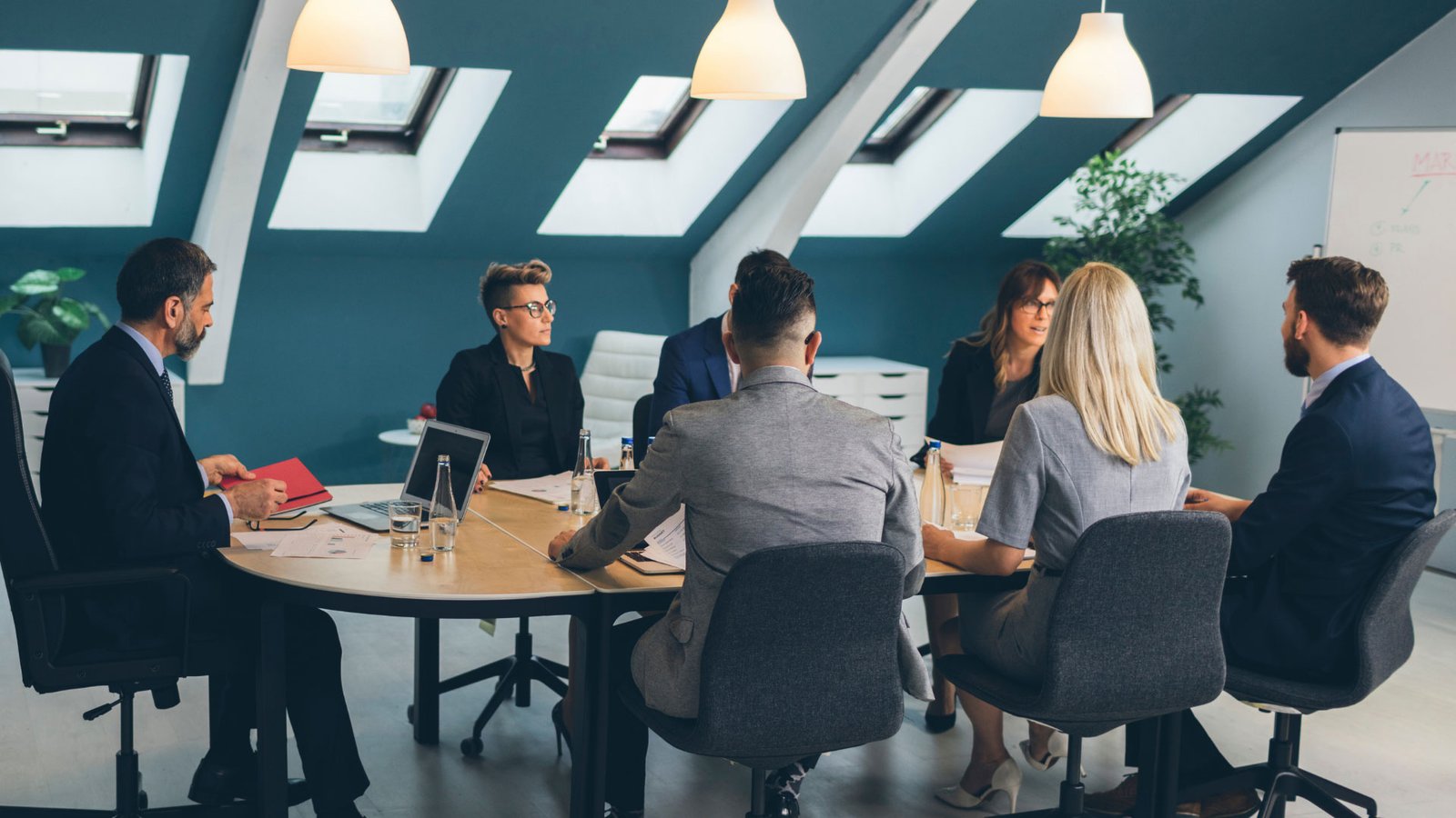 Unlocking Your Financial Advisory Success: The Elite Advisor Program Explained